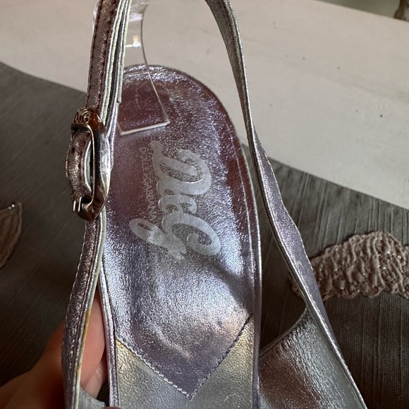 D&G - Dolce and Gabbana Metallic Violet Heels - Picture 3 of 12